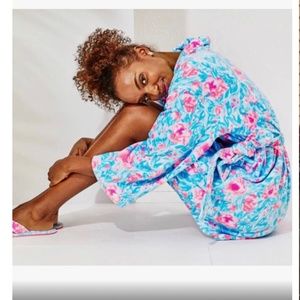 Lilly Pulitzer Blue and Pink Floral Robe